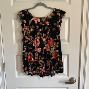 American eagle top with flowers and back class with a button
